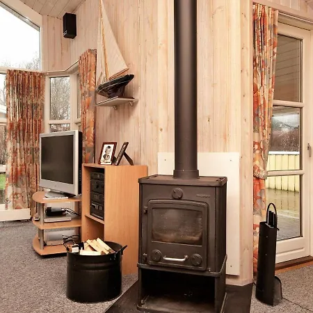 Three-bedroom Holiday In Juelsminde 23 *