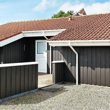 Three-bedroom Holiday In Juelsminde 23 Feriehus *