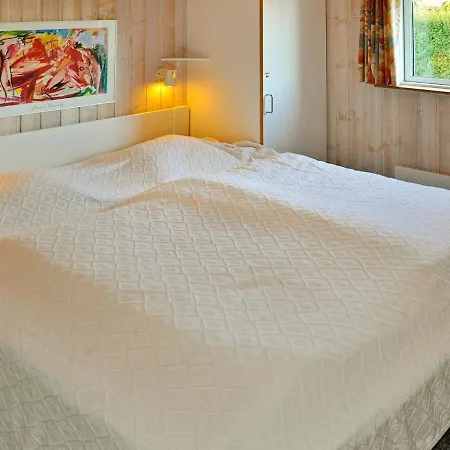 Three-bedroom Holiday In Juelsminde 23 Feriehus